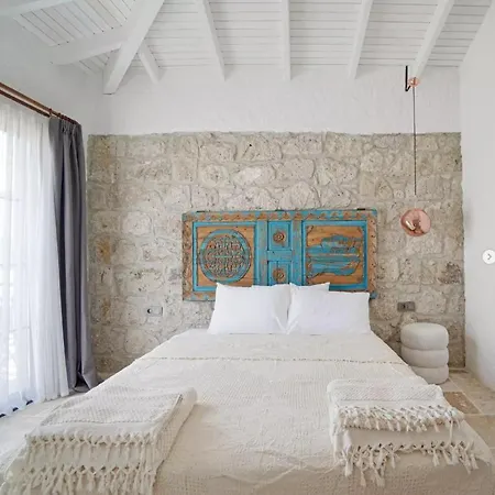 Papavero Alacati Çeşme